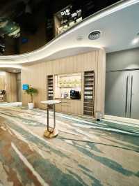 Jet-Set in Style – Crowne Plaza Changi Airport Lobby Elegance