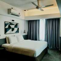 Zestful Comfort and Boutique Ease