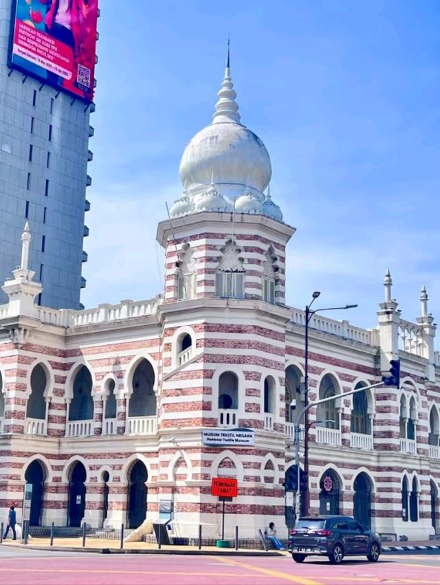 Kuala Lumpur – Where Cultures Meet and Skyscrapers Shine
