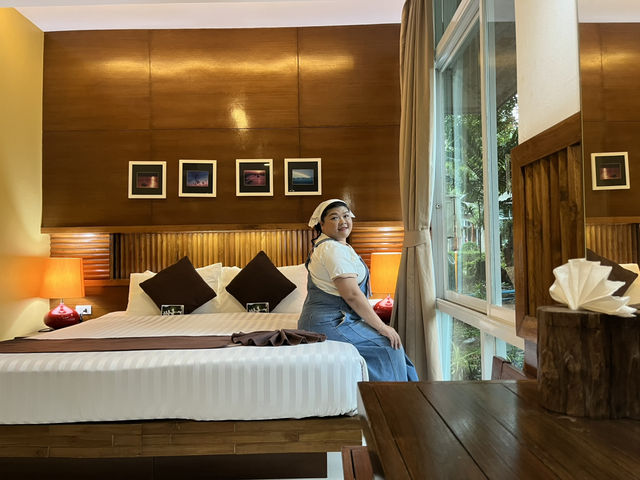 แวะมากอดธรรมชาติที่แก่งกระจาน Nana Resort
