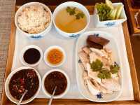ห้องอาหารเรือนต้น