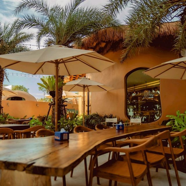 Lekker bar & rest บางแสน