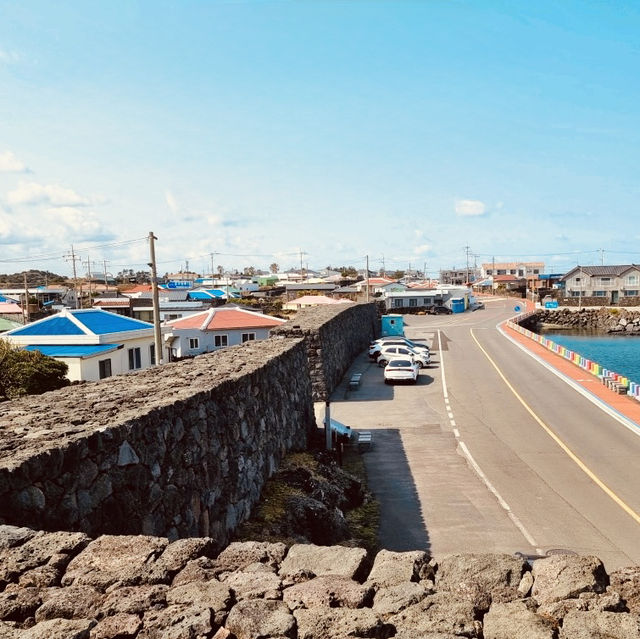 A Historic Coastal Fortress with Enduring Walls