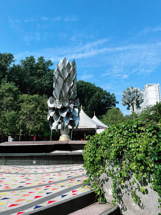 Laman Iskandar Puteri: A Floral Paradise in the Heart of Nature