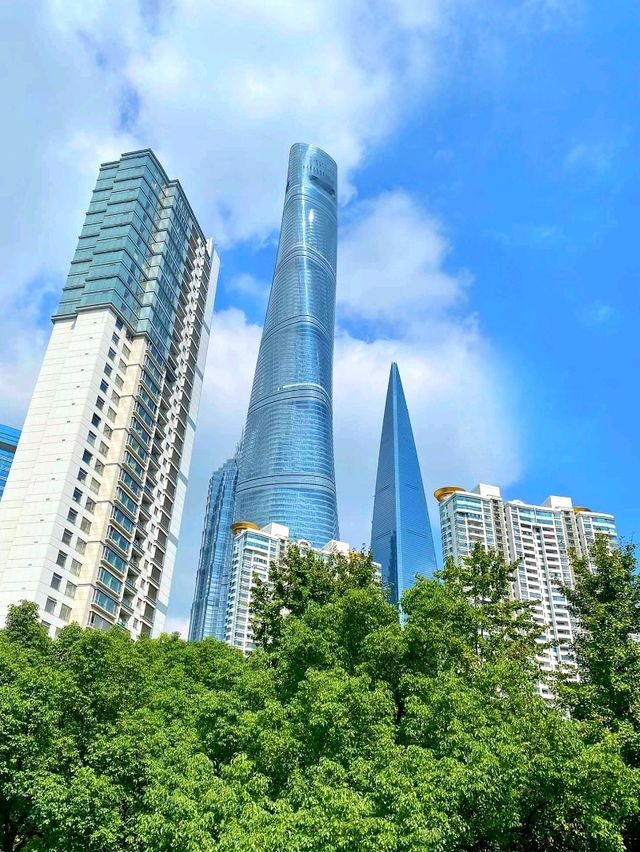 Discovering Lujiazui: Shanghai’s Skyline Adventure Discovering Lujiazui: Shanghai’s Skyline Adventure