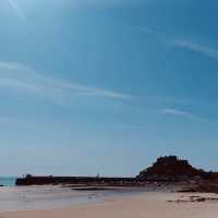 Guardian of the Coast: A Solo Adventure at Mont Orgueil Castle 🏰