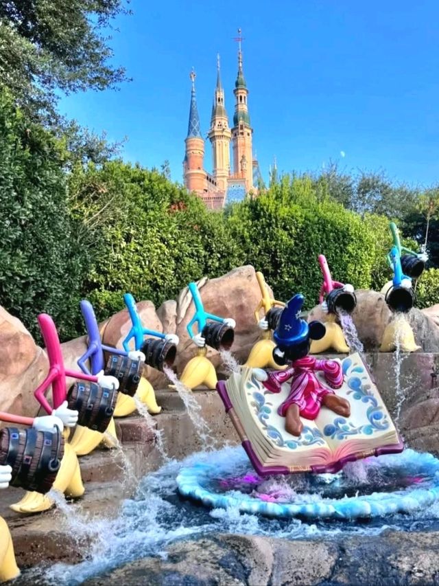 A Magical Day at Shanghai Disneyland Park