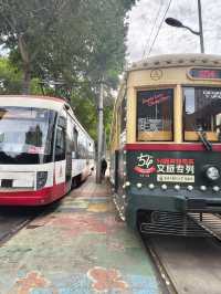 走!去長春紅旗街散步乘坐百年復古電車穿越都市叢林