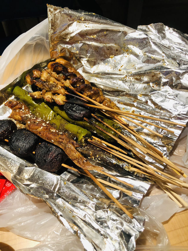美食車吸引力沒法擋🥳🥳🥳