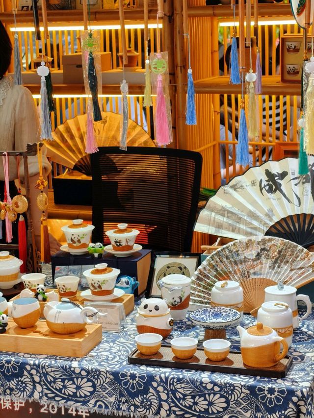 YOU DON'T WANT TO MISS THIS MARRIAGE MARKET. Might even find your future partner here💫