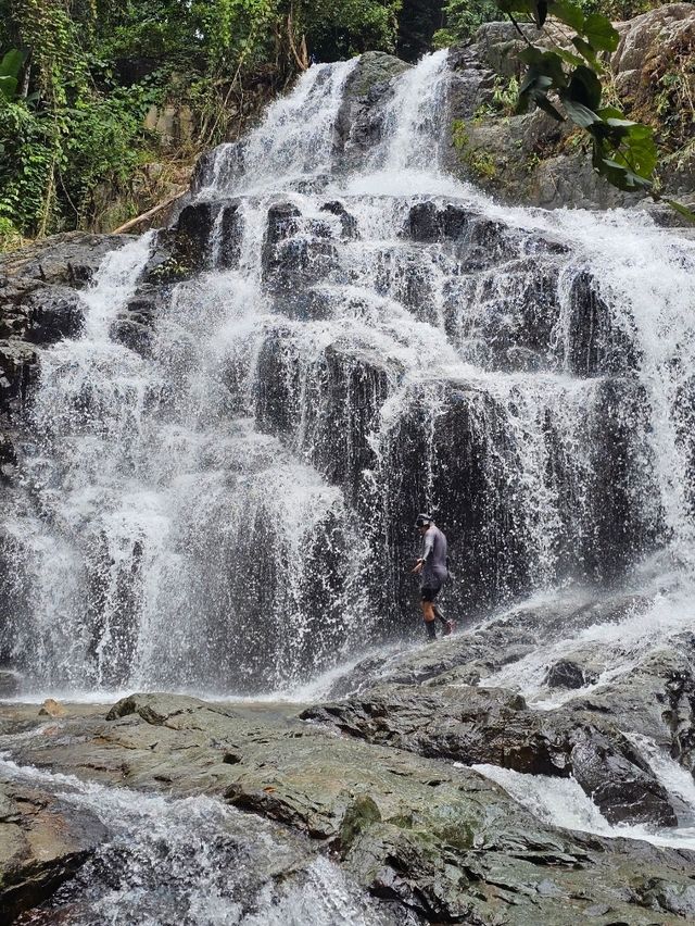 น้ำตกสลัดได | นครนายก น้ำตกสลัดได | นครนายก