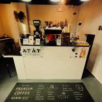 Verses & Vibes, Manila’s Soulful Sip Sanctuary