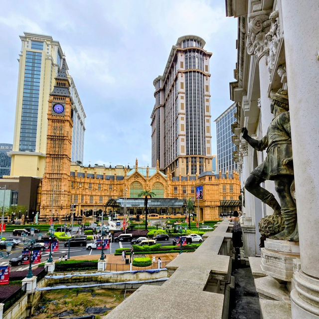 A Different Kind of Crown on the Cotai Strip