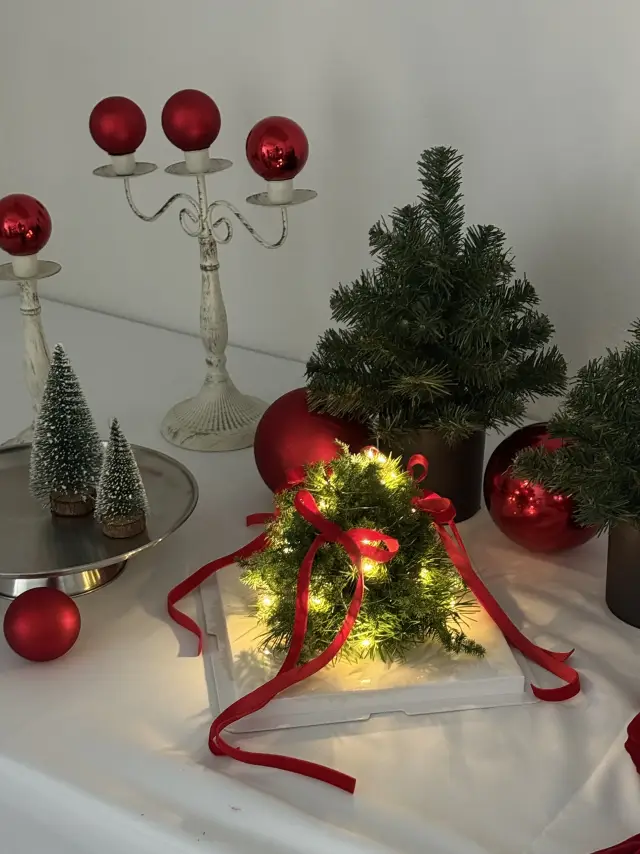 用鮮花打造屬於自己的浪漫聖誕節，解放村的聖誕節。