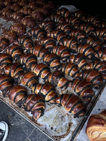 Mahane Yehuda Market – Sweet Side of Jerusalem 🍫🥐
