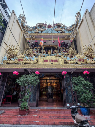 🏯 The 1,500-year-old pagoda that started in Hanoi and moved to Saigon (Chùa Trấn Quốc, HCMC)