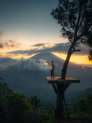 7 HARI MENJELAJAHI GUNUNG BERAPI, AIR TERJUN, PURA, PANTAI & PEMANDIAN AIR PANAS DI BALI