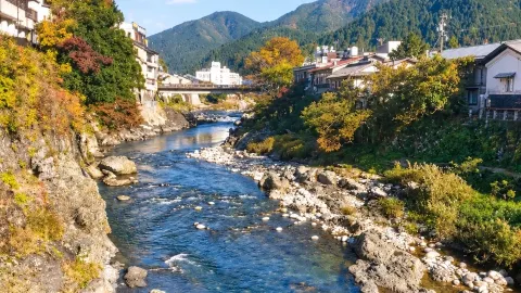 🎏 郡上八幡 — 沿著河流,讓你的心在日本岐阜小鎮漫遊🇯🇵 — traveler post in 郡上市