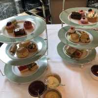 Afternoon tea at The Peninsula 