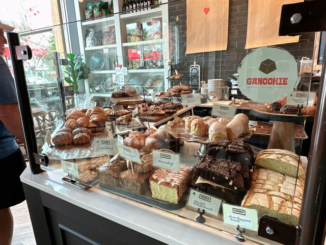 🇨🇦North Vancouver에 이국적인 Edgemont Village맛집 Bjornbar🥐