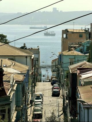 Ascensores (funiculars) in Valparaiso - A 19th-century legacy and a rise to the clouds