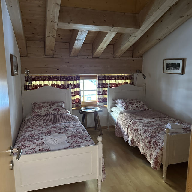 Heart of Zermatt: Vrony Apartment