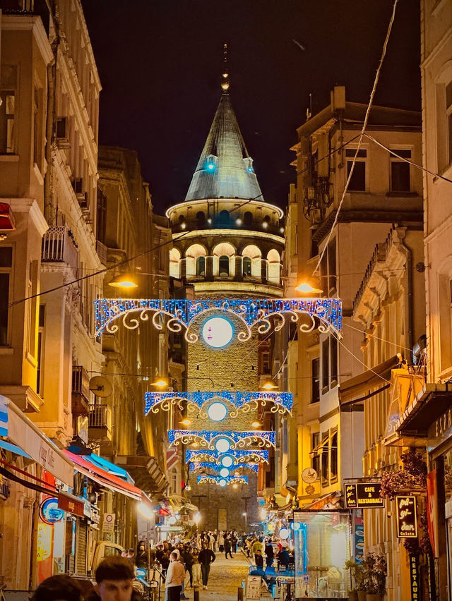 Galata Tower: Reach for the Istanbul Sky!