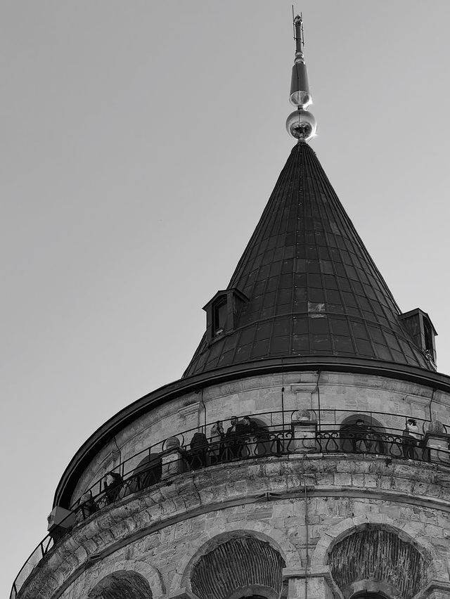 Galata Tower: Reach for the Istanbul Sky!