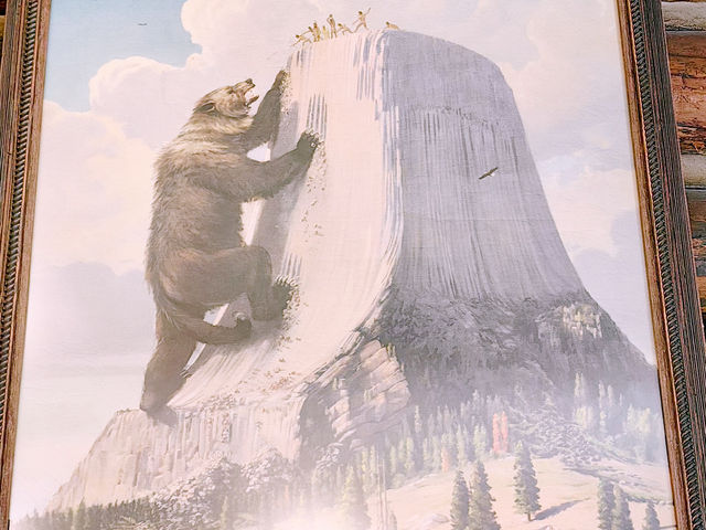 🗿 Where to Stay Near Devils Tower: Sleep Beneath the Stars & the Stone 🗿