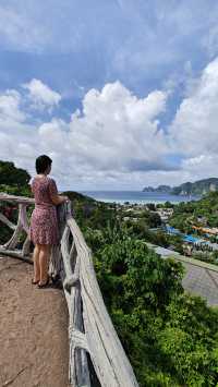 Phi Phi Viewpoint Hike – The Most Iconic View in Thailand 🌴⛰️