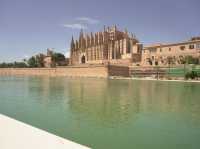 La Seu. The welcoming fortress into Palma de Mallorca