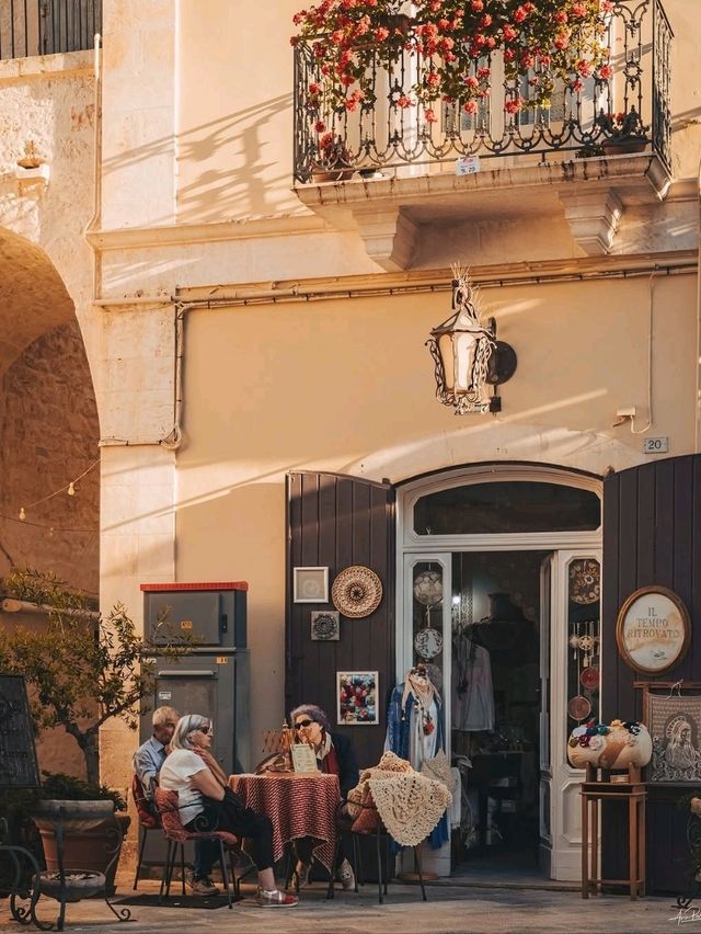 🏡 The White Spiral of Puglia – Locorotondo, Italy