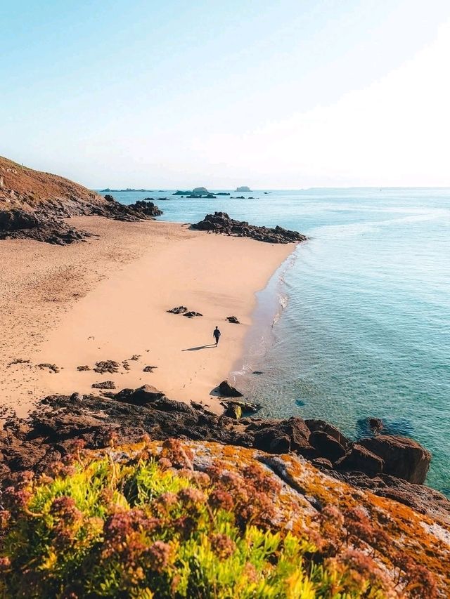 🌊 Where the Tides Remember – Saint-Malo, France
