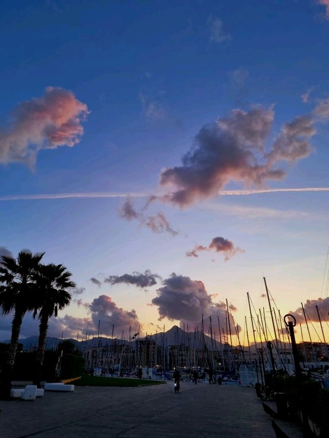 Discovering Palermo’s Port: A Sunset Surprise and Coastal Charm
