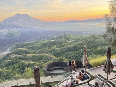 バリ島で「ワォ！」と感動する絶景カフェはどこ？ | Trip.com バリ島