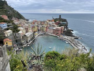  韋爾納扎 (Vernazza) — 五漁村 (Cinque Terre) 最美麗的村莊之一 