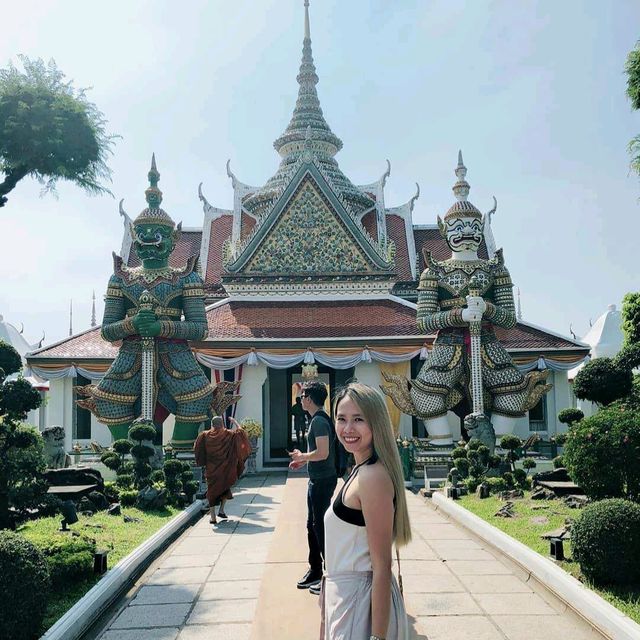 MUST SEE Temple in Bangkok! Wat Arun 🇹🇭