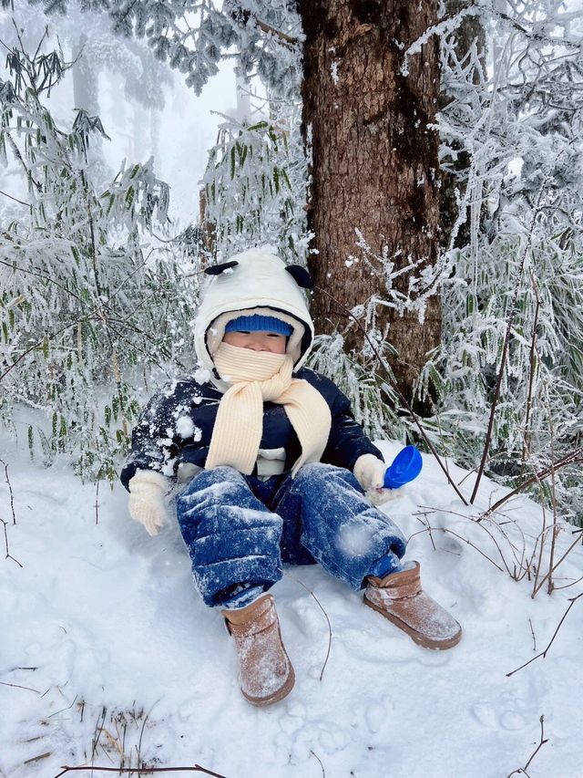 成都周邊，人少雪多，美呆了