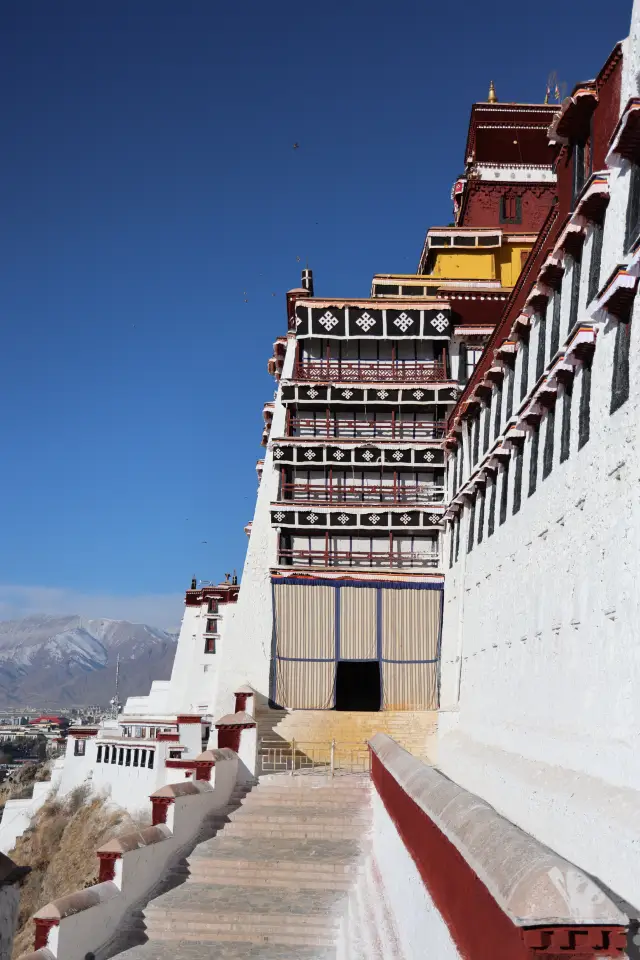 Potala Palace | Please keep the winter travel money-saving tips including the Tibet travel guide