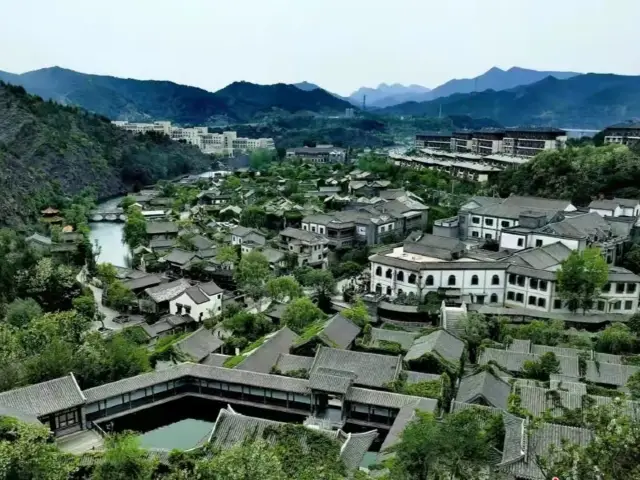 Gubei Water Town, with its myriad postures and ancient charm