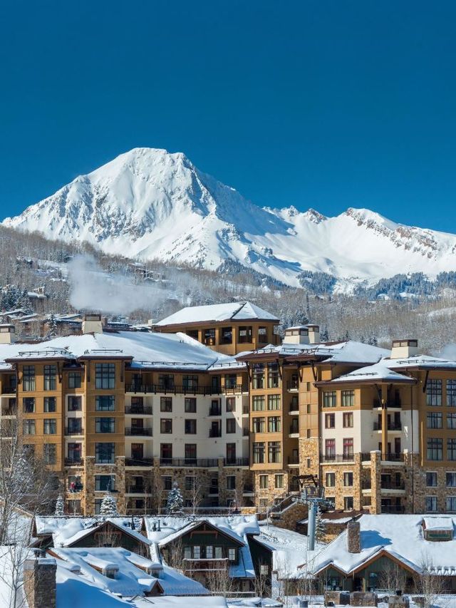🏔️ Snowmass Sojourn: Top Hotel Picks! 🛌✨