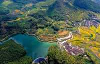 高山雲際梯田，如詩如畫是念山