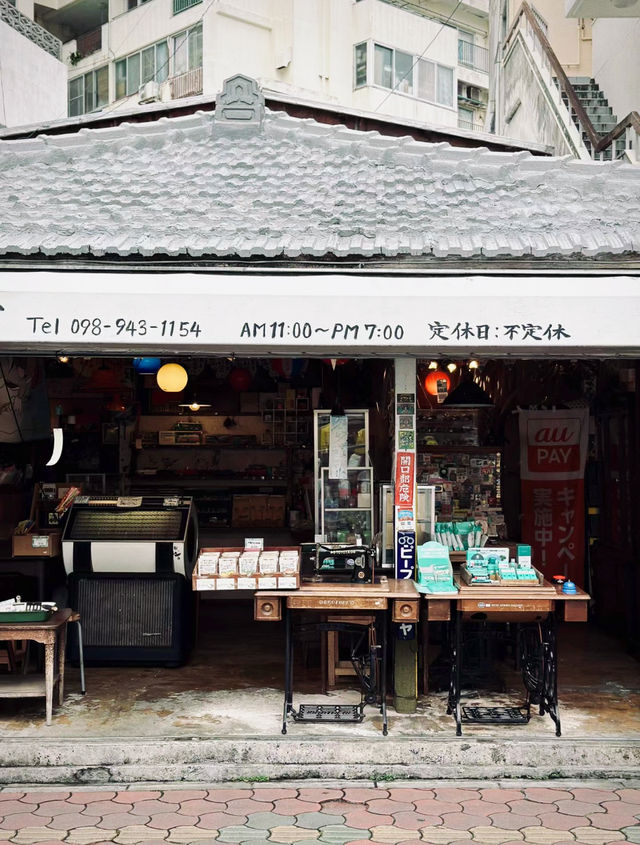 來沖繩，和有趣的人吃漂亮飯、逛好玩店