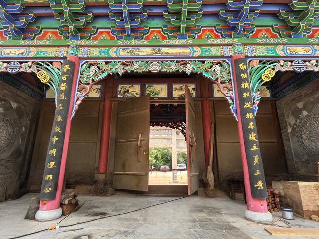 天岩范氏宗祠。
