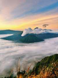 火山奇觀，印度尼西亞布羅莫火山｜探索東爪哇的自然奇蹟。