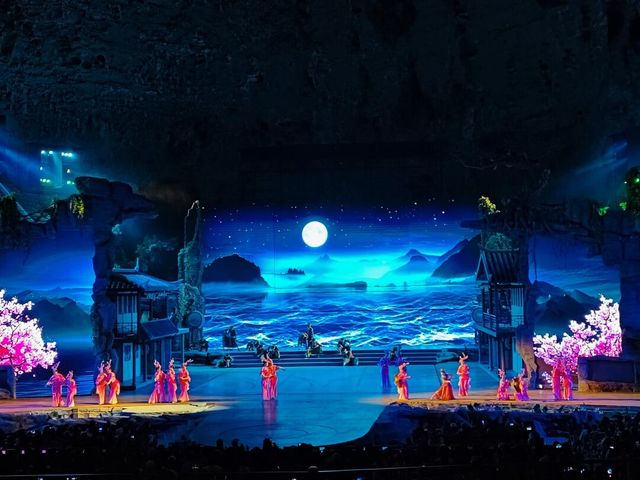 騰龍洞遊玩攻略 | 絕美洞穴之旅。 騰龍洞遊玩攻略 | 絕美洞穴之旅。