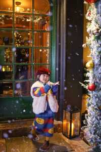 這氛圍感絕了上海市區會下雪的聖誕小院