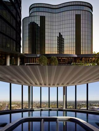 Hotel Chadstone Melbourne, MGallery: An Artistic Retreat in the City
