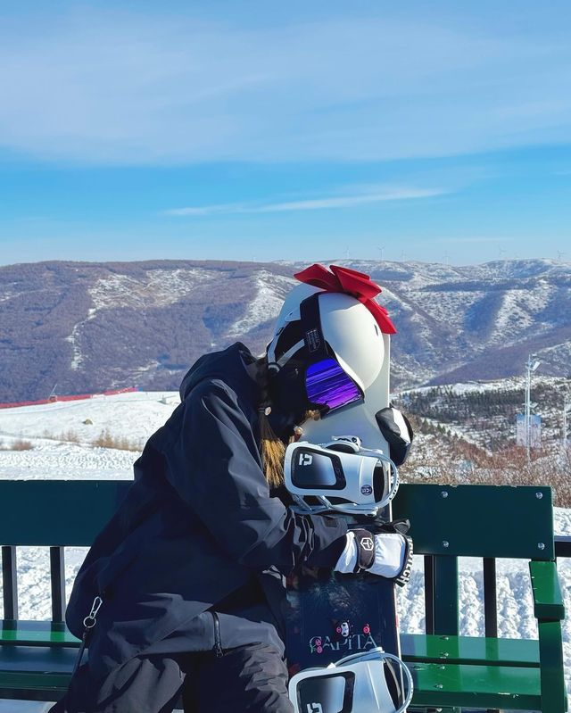 張家口雲頂滑雪場：冰雪中的夢幻之旅