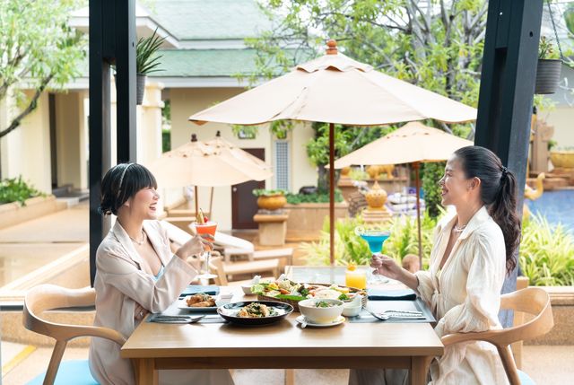 布吉假日酒店|海濱綠洲的極致享受